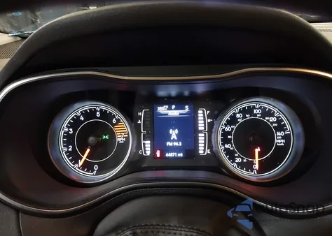 2020 Jeep Cherokee Latitude 4X4 from USA, damaged, VIN 1C4PJMCB3LD516317